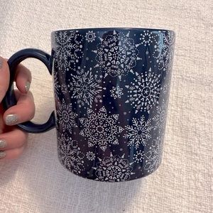 Chic & Tonic 16oz Ceramic Snowflake Coffee Mug NEW IN BOX